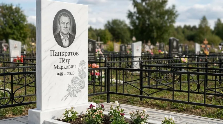 Памятник с гравировкой хризантем — выполненная работа «Панкратов» в Южно-Сахалинске