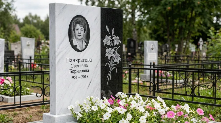 Памятник с гравировкой лилий — выполненная работа «Панкратова» в Южно-Сахалинске