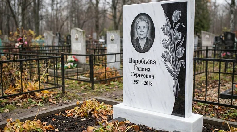 Памятник с гравировкой тюльпанов — выполненная работа «Воробьёва» в Южно-Сахалинске