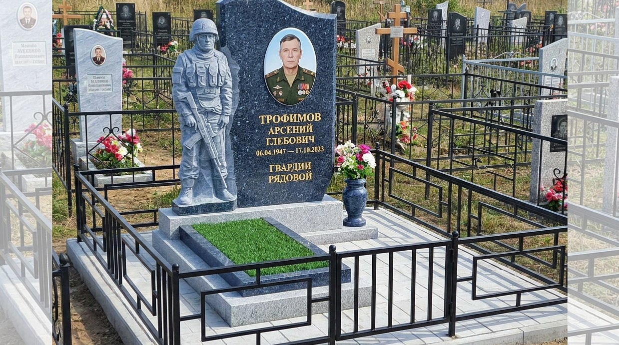 Пример дизайна: Гранитный памятник Военному с фигурным солдатом — фото и цена